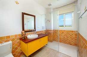Sunlax B&B