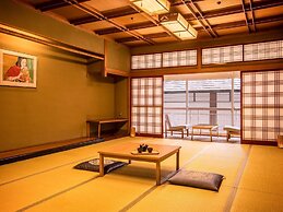 Ooedo Onsen Monogatari Unazuki Grand Hotel