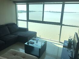 River View suites Puerto Santa Ana gye