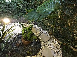 Sunset Seaview Beach Villas & Spa Suites at Nexus Karambunai