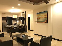 Sunset Seaview Beach Villas & Spa Suites at Nexus Karambunai