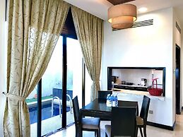 Sunset Seaview Beach Villas & Spa Suites at Nexus Karambunai