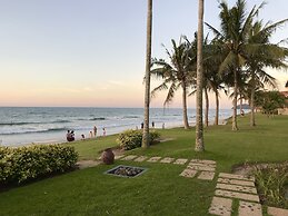 Sunset Seaview Beach Villas & Spa Suites at Nexus Karambunai