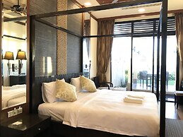 Sunset Seaview Beach Villas & Spa Suites at Nexus Karambunai