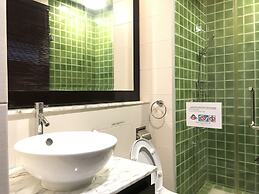 Sunset Seaview Beach Villas & Spa Suites at Nexus Karambunai