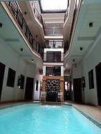 Hidden Pearl Hotel - Janus Luxury Suites