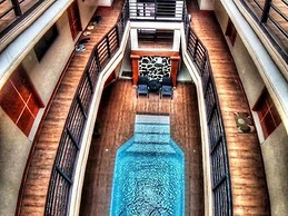 Hidden Pearl Hotel - Janus Luxury Suites