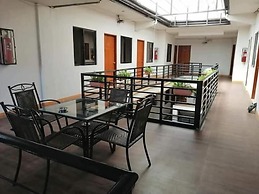 Hidden Pearl Hotel - Janus Luxury Suites