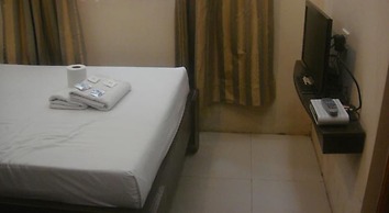 Hidden Pearl Hotel - Janus Luxury Suites