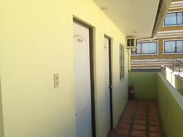 Sun Moon Poolside Hotel