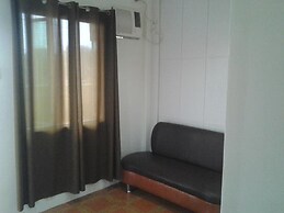 Sun Moon Poolside Hotel