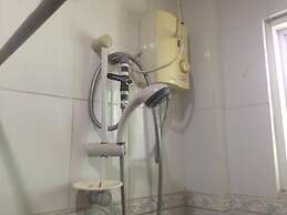 Sun Moon Poolside Hotel