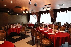 Orchestra Oka Spa Resort