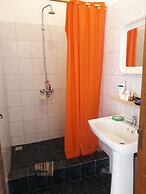 Allamanda Studios and Apartments