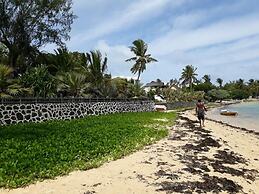 Allamanda Studios and Apartments