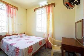 Allamanda Studios and Apartments