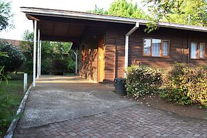 Log Cabin & Settlers Village