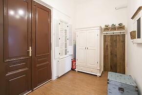 Vintagehome: Apartments by Schönbrunn