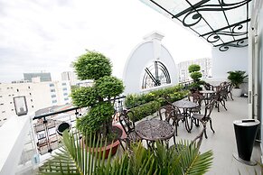 Le Saigon Hotel