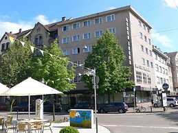 Hotel Meran Hallenbad & Sauna