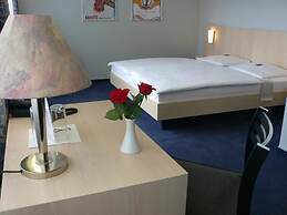 Hotel Meran Hallenbad & Sauna