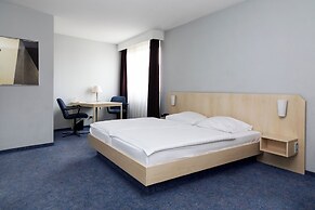 Hotel Meran Hallenbad & Sauna