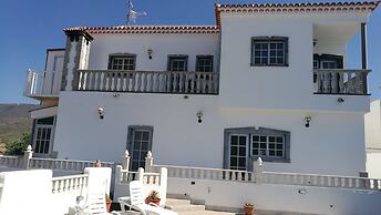 Holiday Home Emblema - Adults Only