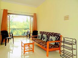 Spacious Apartment with Pool - CM008