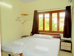 Spacious Apartment with Pool - CM008