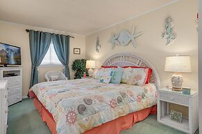 Thunder Island 161d 2 Bedroom Condo by RedAwning