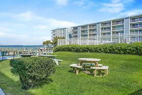 Thunder Island 161d 2 Bedroom Condo by RedAwning