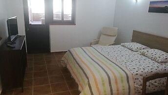 Emblema Suites - Adults Only