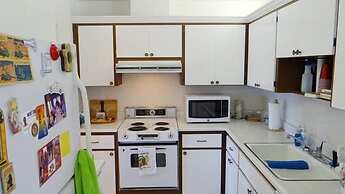 Shell Point 78 2 Bedroom Home by RedAwning