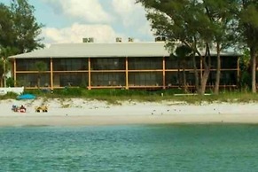 Sunset Beach 202 2 Bedroom Condo by RedAwning