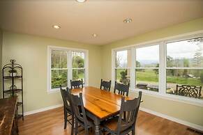 Cypress Ridge 4 Bedroom Home by RedAwning