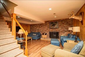 Cypress Ridge 4 Bedroom Home by RedAwning