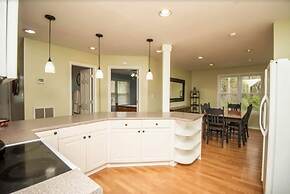 Cypress Ridge 4 Bedroom Home by RedAwning