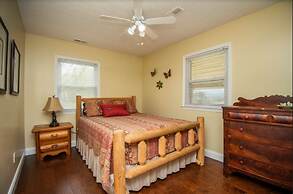 Cypress Ridge 4 Bedroom Home by RedAwning