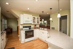 Cypress Ridge 4 Bedroom Home by RedAwning