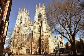 Lil's Bar and Bistro