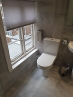 Lil's Bar and Bistro