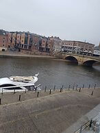 Lil's Bar and Bistro