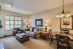 Passage Point 326 1 Bedroom Condo by RedAwning