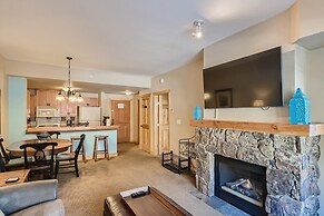 Passage Point 326 1 Bedroom Condo by RedAwning