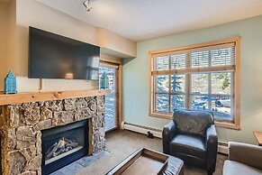 Passage Point 326 1 Bedroom Condo by RedAwning