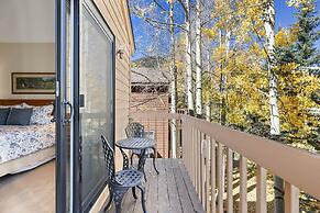 Mountainside 523 3 Bedroom Home by RedAwning