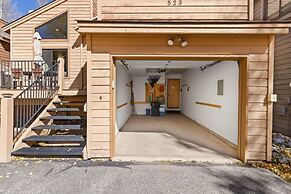 Mountainside 523 3 Bedroom Home by RedAwning