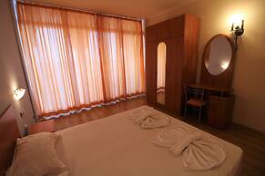 Menada Andalusia Apartments