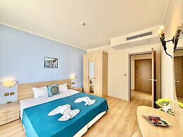 Menada Andalusia Apartments