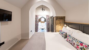 Linton Collection - Blackfriars Lofts